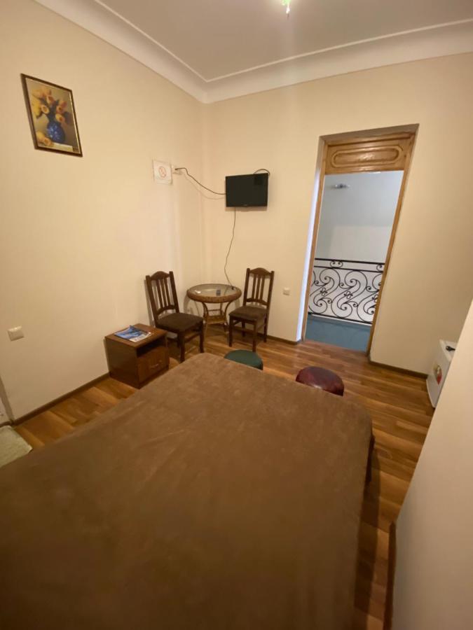 Hotel Dadiani Batumi Luaran gambar