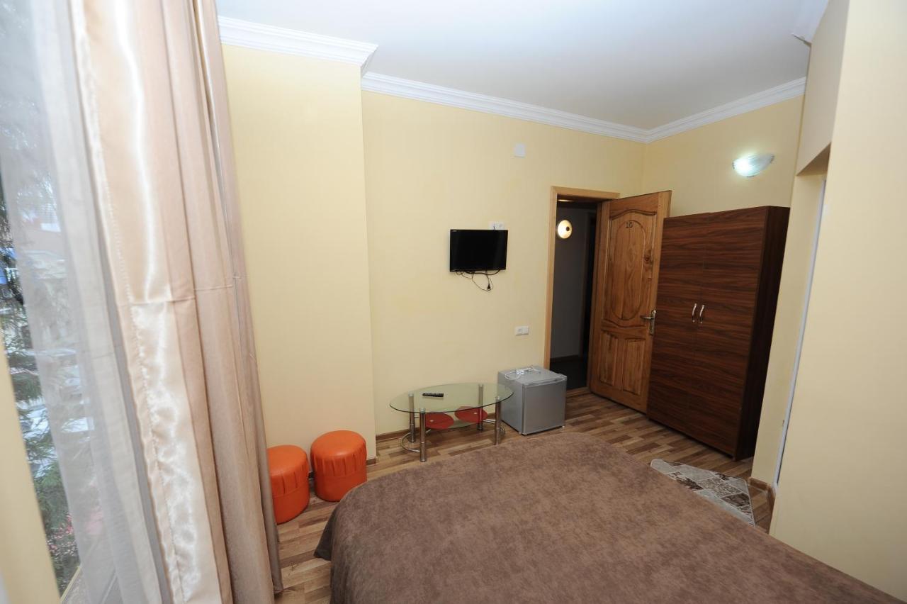 Hotel Dadiani Batumi Luaran gambar