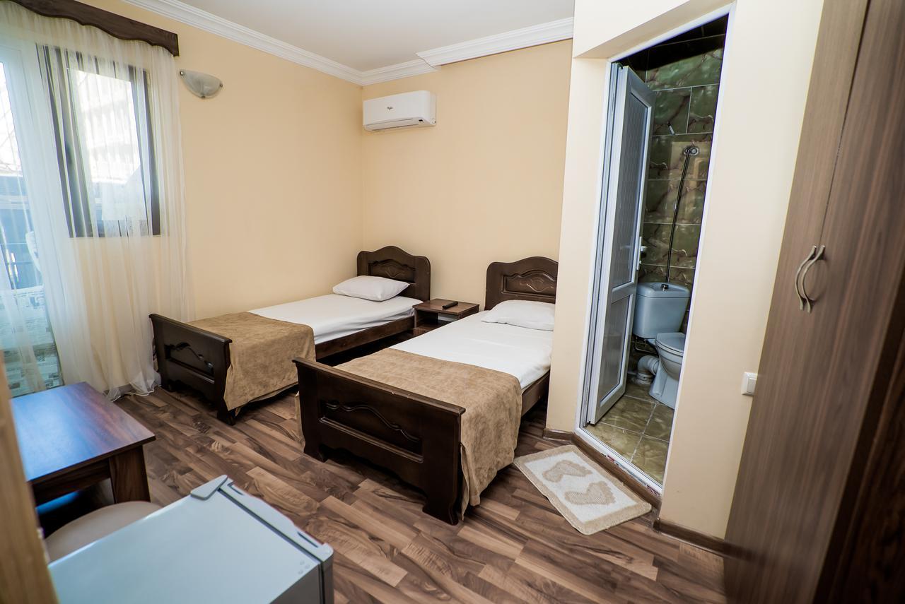 Hotel Dadiani Batumi Luaran gambar